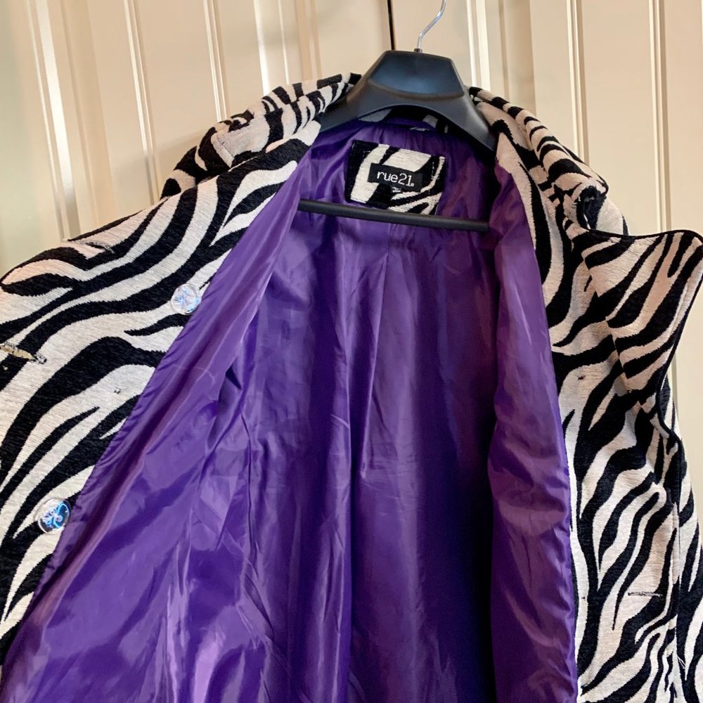 Zebra Coat - image 4